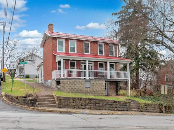 323 1st St, Apollo, PA 15613