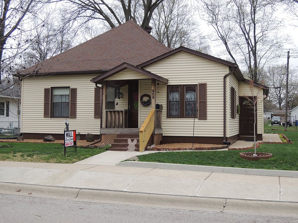 1st image of 909 Asbury St