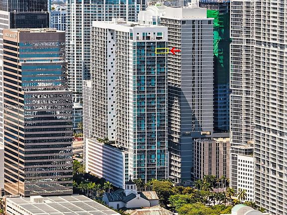 3rd image of 500 Brickell Ave APT 3901