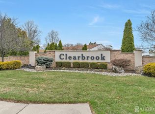 120 Ironwood Plz #B, Monroe Township, NJ 08831