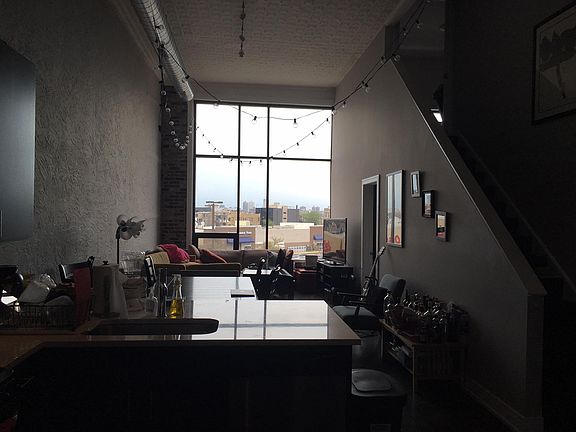 3rd image of 1308 N Milwaukee Ave #4F