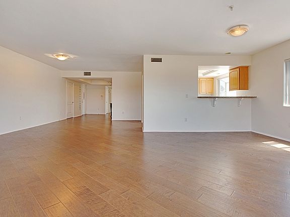 3rd image of 11870 Idaho Ave Unit 402