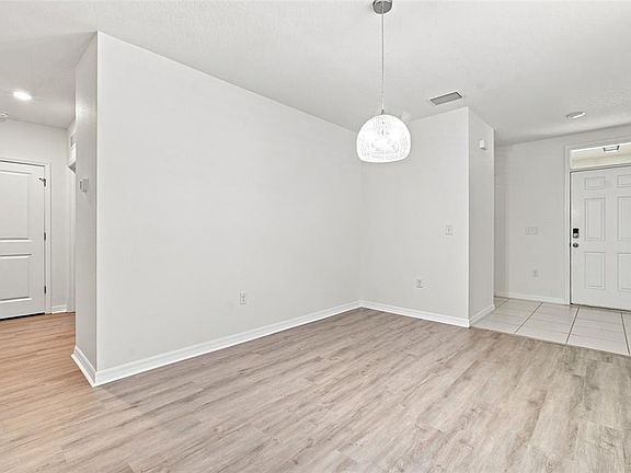 3rd image of 10920 CARLTON FIELDS DRIVE