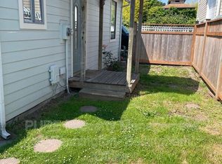 1273 4th St #2, Blaine, WA 98230