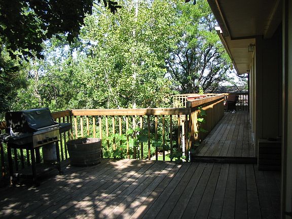3rd image of 8442 S Kings Hill Dr