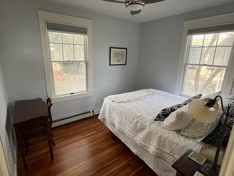 20 Glen Ave — Photo 53