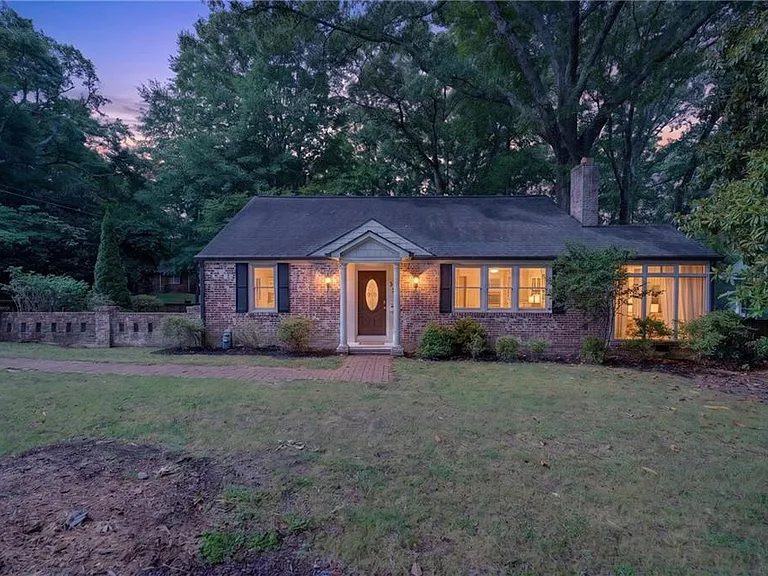 392 Collier Rd NW — Photo 53