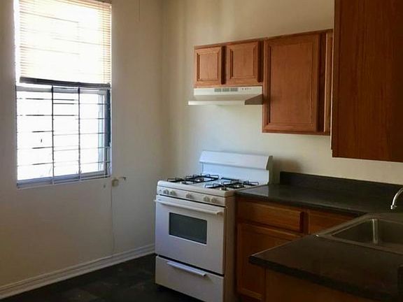 2nd image of 2105 N Kimball Ave #2