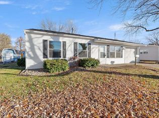 15 Holden Rd, Columbia City, IN 46725