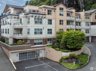7549 SE 29th St UNIT 301, Mercer Island, WA