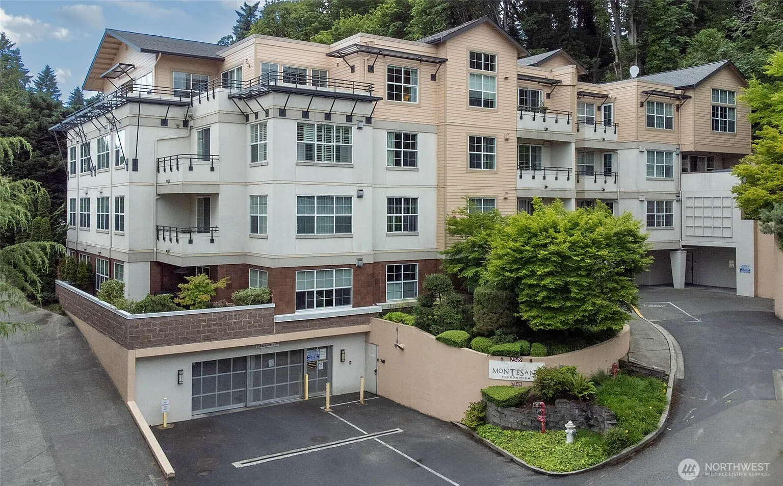 7549 SE 29th Street #301 photo 1
