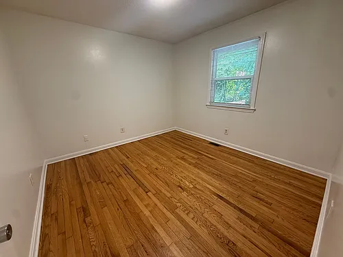 Lupton Flats Photo 1