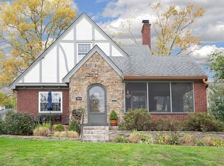 3816 Country Club Pl, Cincinnati, OH 45208