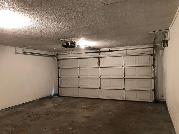 3rd image of 4311 Douglas Ave