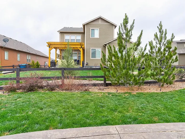 11551 Jimenez St — Photo 32