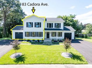 83 Cadora Ave, Warwick, RI 02886