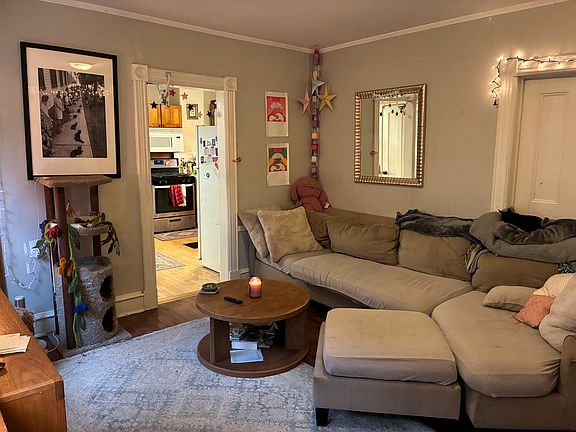 4th image of 47 Greene St