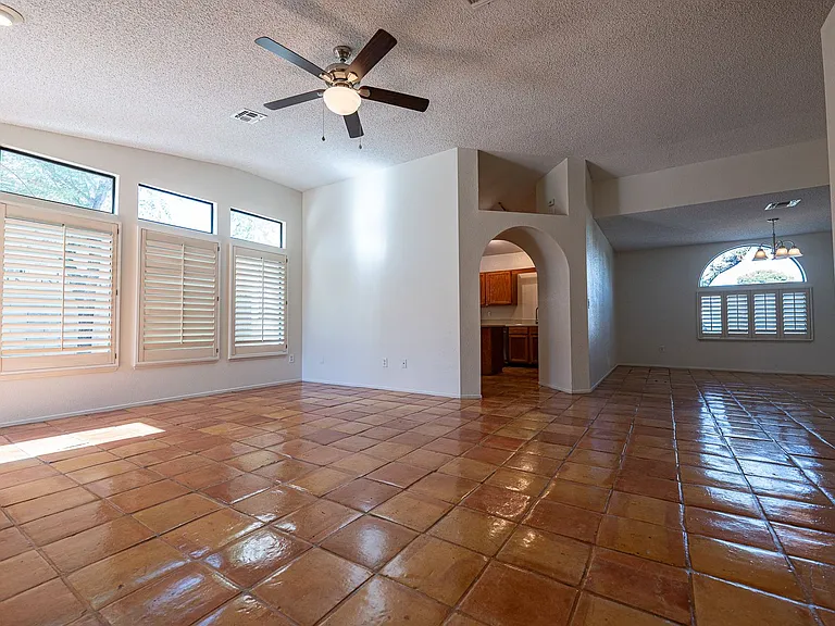 6357 Formula Way — Photo 10