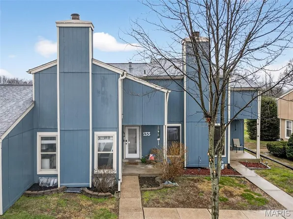133 Harbor View Dr, Lake Saint Louis, MO 63367