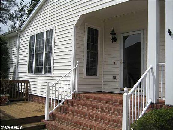 2nd image of 1802 Glen Willow Cir #25