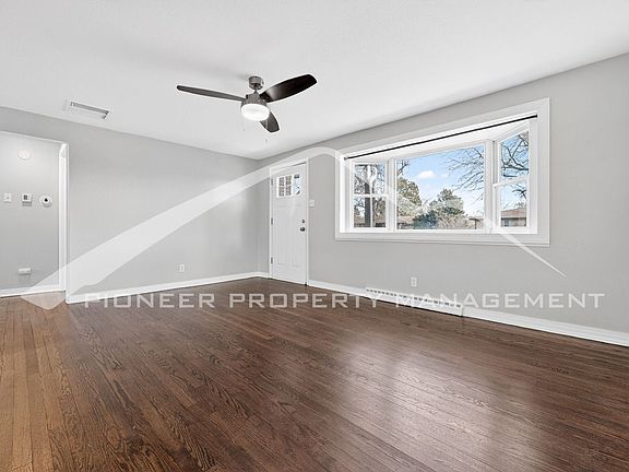 3rd image of 1435 S Benton St
