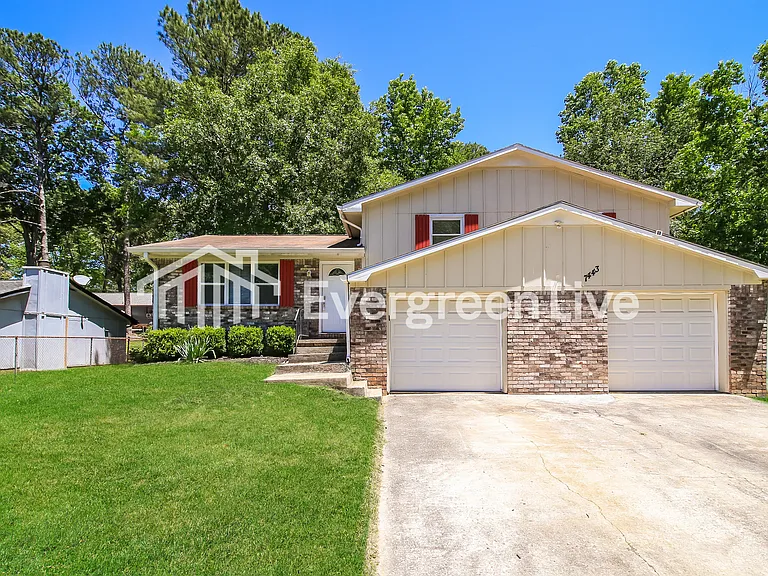 7443 Mockingbird Trl — Photo 1
