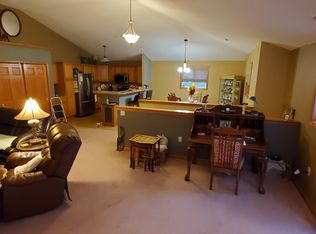 1710 Gorton Ln UNIT 201, Racine, WI 53406