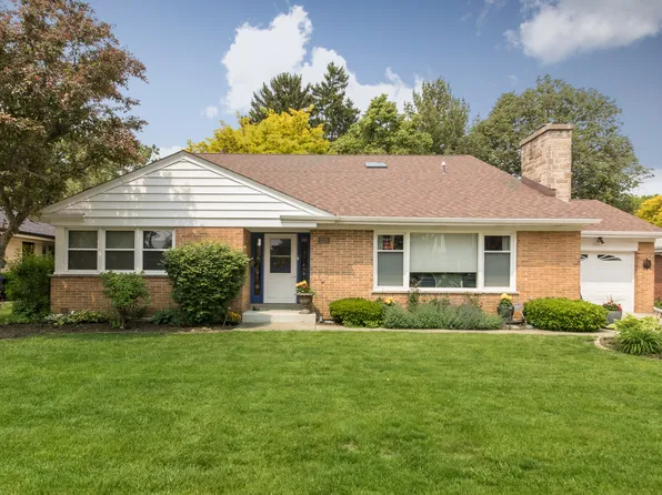 228 Cornell Ave, Des Plaines, IL 60016