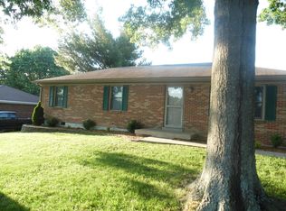 306 Royalty Dr, Nicholasville, KY 40356