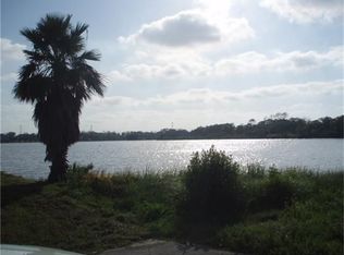 710 Ballentine Ln, Seabrook, TX 77586