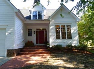 4 Dunnhaven Ct, Durham, NC 27712