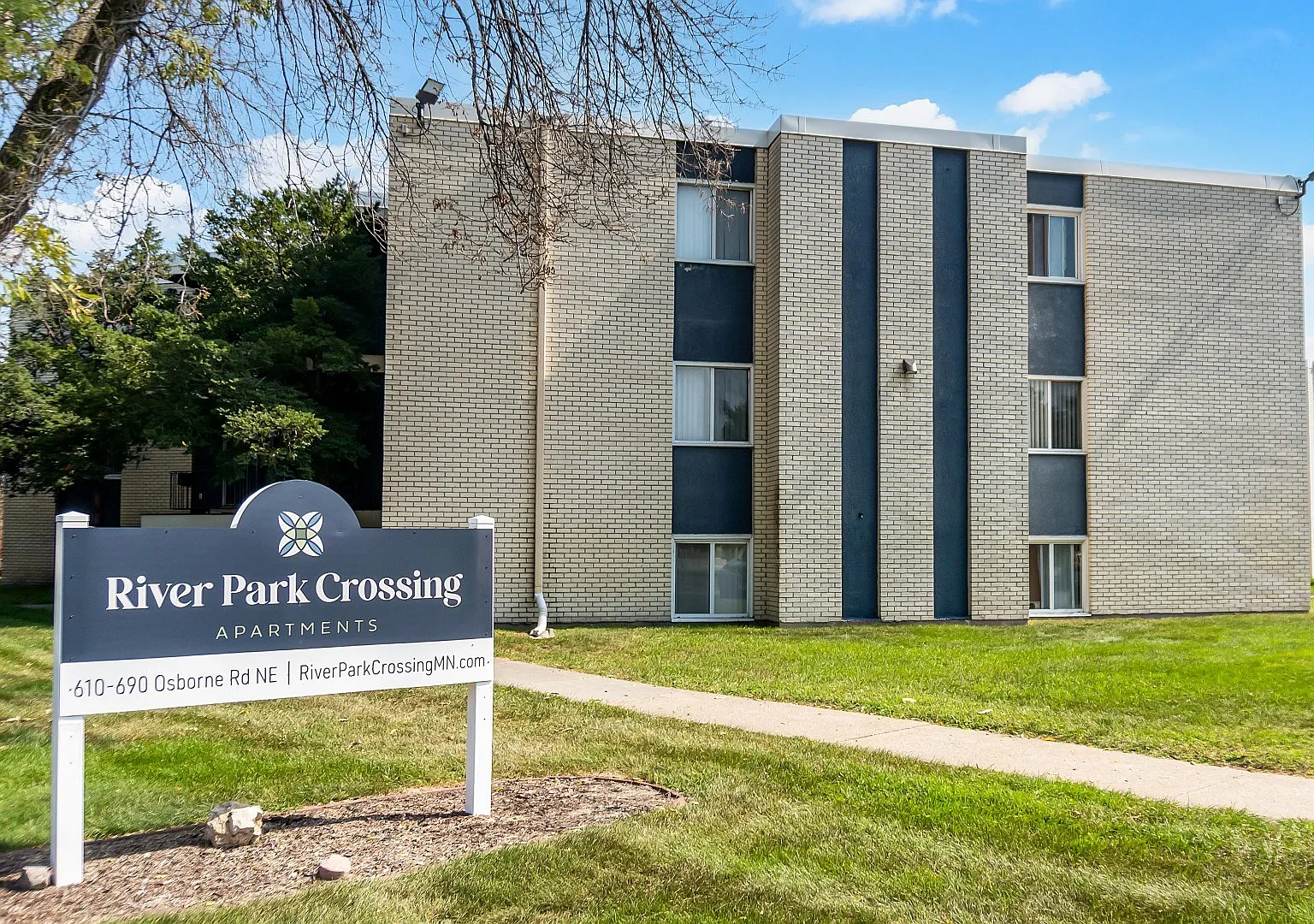 River Park Crossing — Photo 1