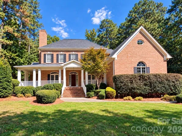 8500 Broxburn Ln, Waxhaw, NC 28173