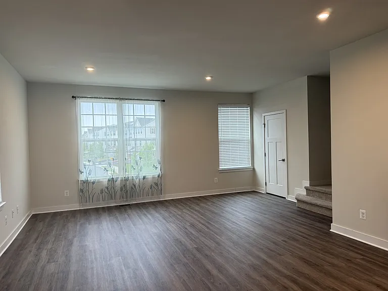 600 Judy Way — Photo 2