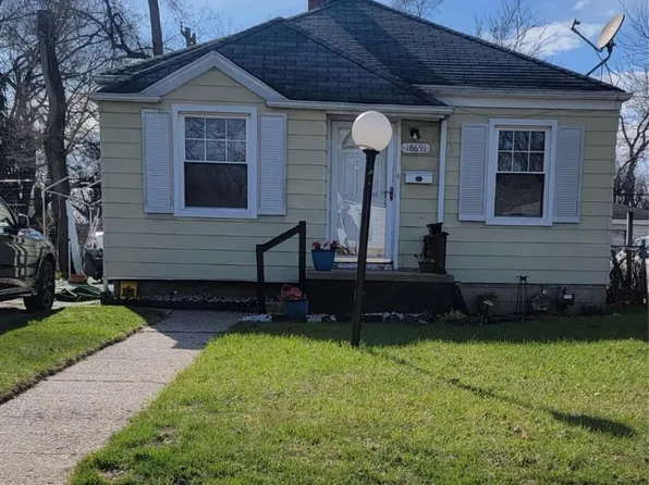 18691 Shaftsbury Ave, Detroit, MI 48219