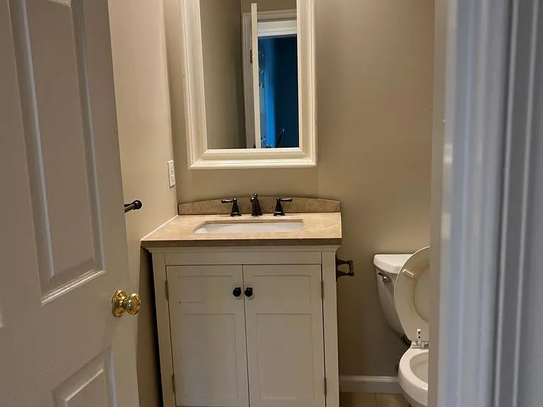 207 Kinross Dr — Photo 14