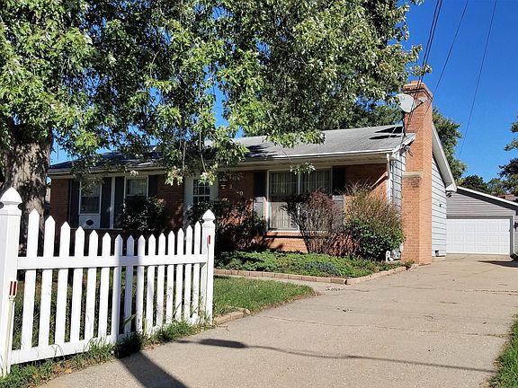 2nd image of 2460 Michael Ave SW
