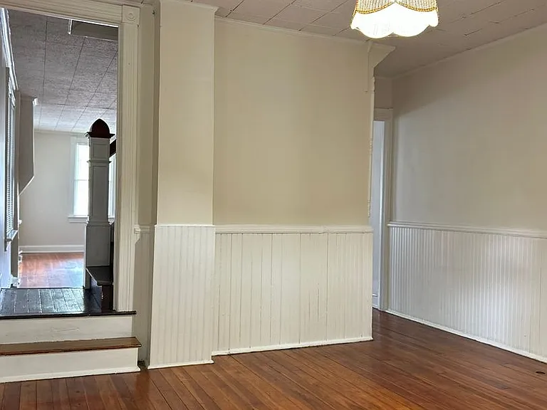417 Clarendon Ave — Photo 4