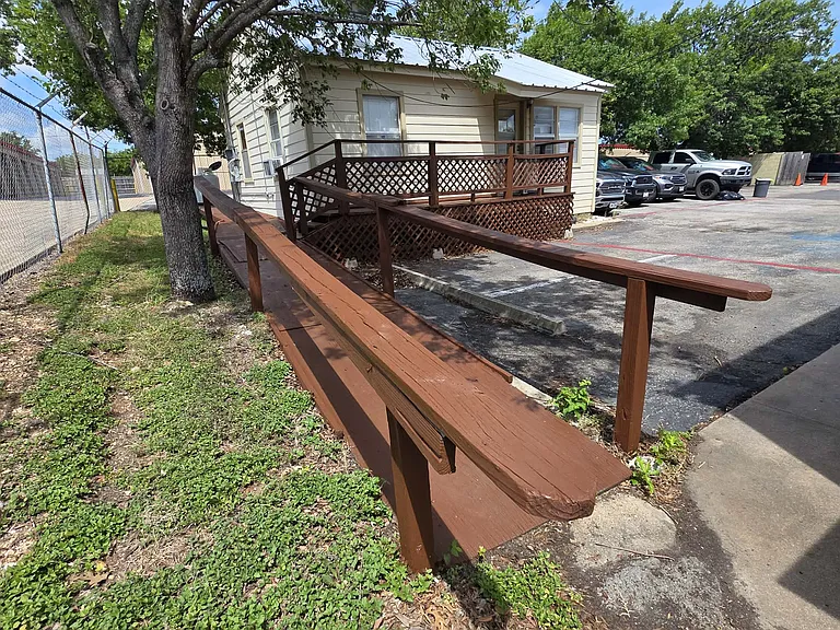 2405 S Highway 183 #106 — Photo 10