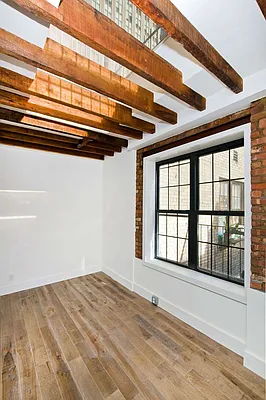 Rented by Nolita Group | media 9
