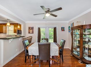 123 Ransom Rd, Laceys Spring, AL 35754