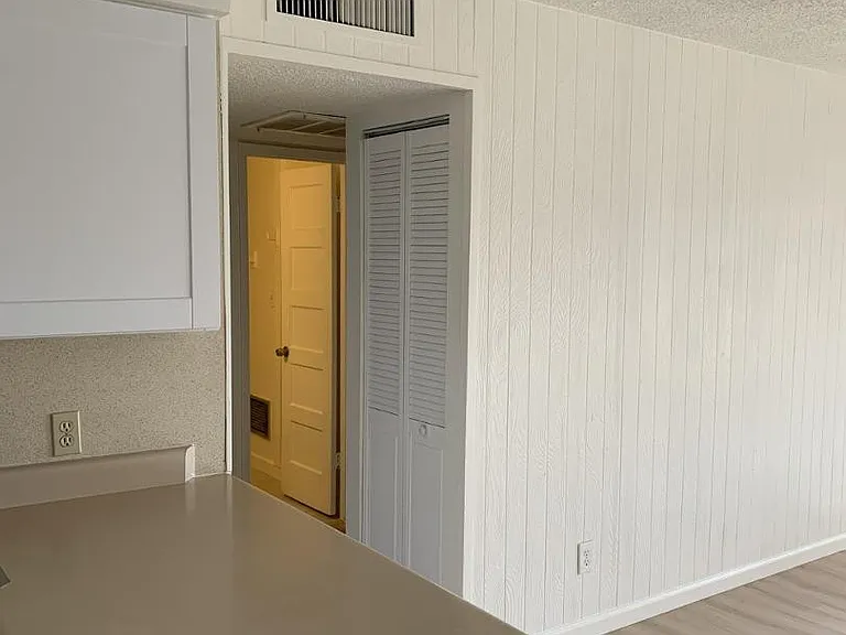 4140 E Cliffside Trl #J — Photo 5