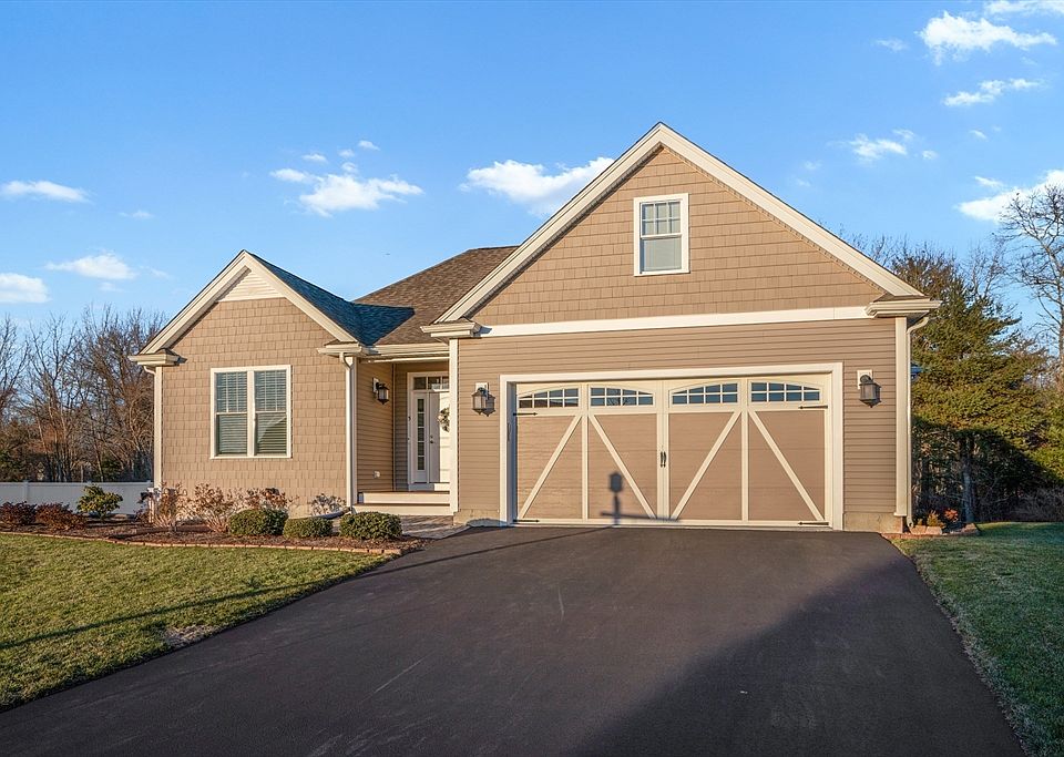 1st image of 5 Ironwood Ln