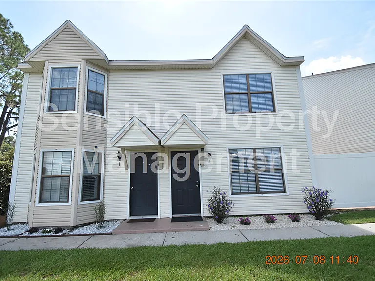 2302 Maki Rd #2 — Photo 1