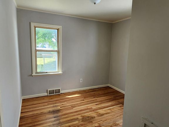 2nd image of 28835 Krauter St
