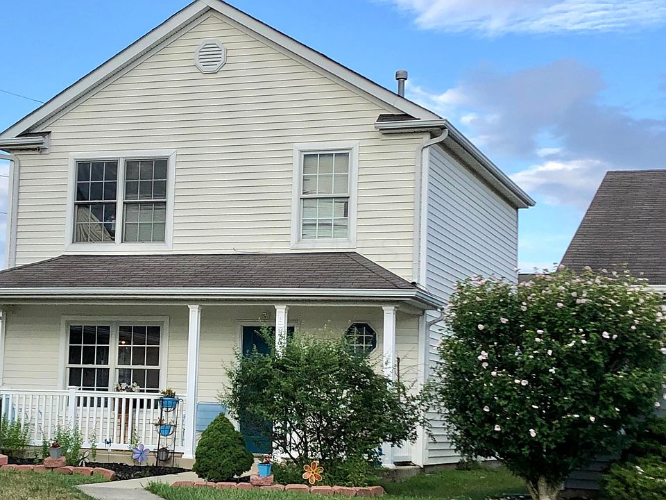 1st image of 482 Jonathon Dayton Way