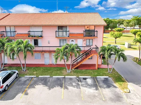 2178 W 60th St APT 18114, Hialeah, FL 33016