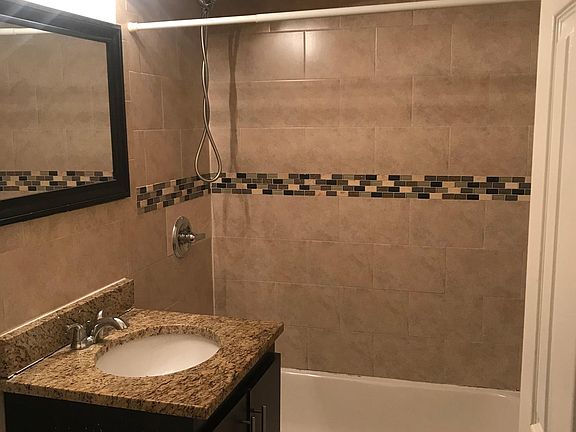 3rd image of 4572 Bronx Blvd #1