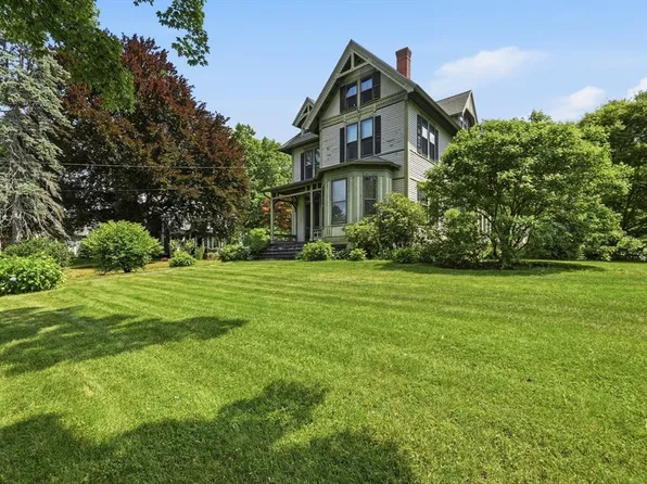 33 Gilbert St, North Brookfield, MA 01535