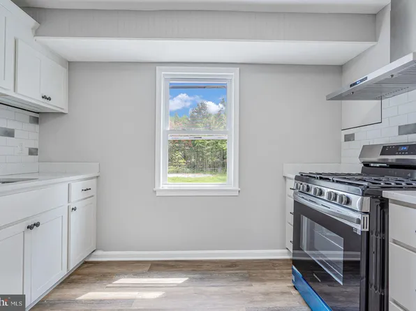 3309 Sollers Point Rd, Dundalk, MD 21222